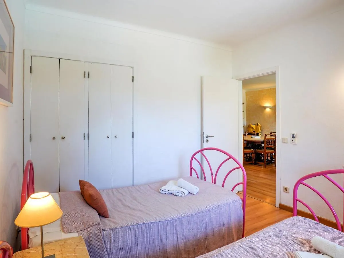 Beautiful Holiday Home In Vilamoura With Private Pool 0*,  Portugalia